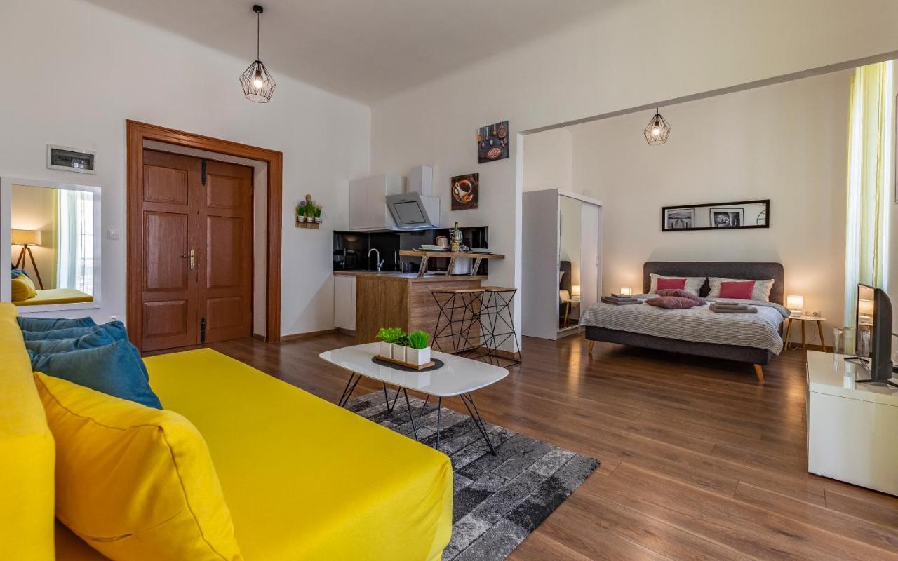 Apartment Dream Pula - City Centre Exterior photo